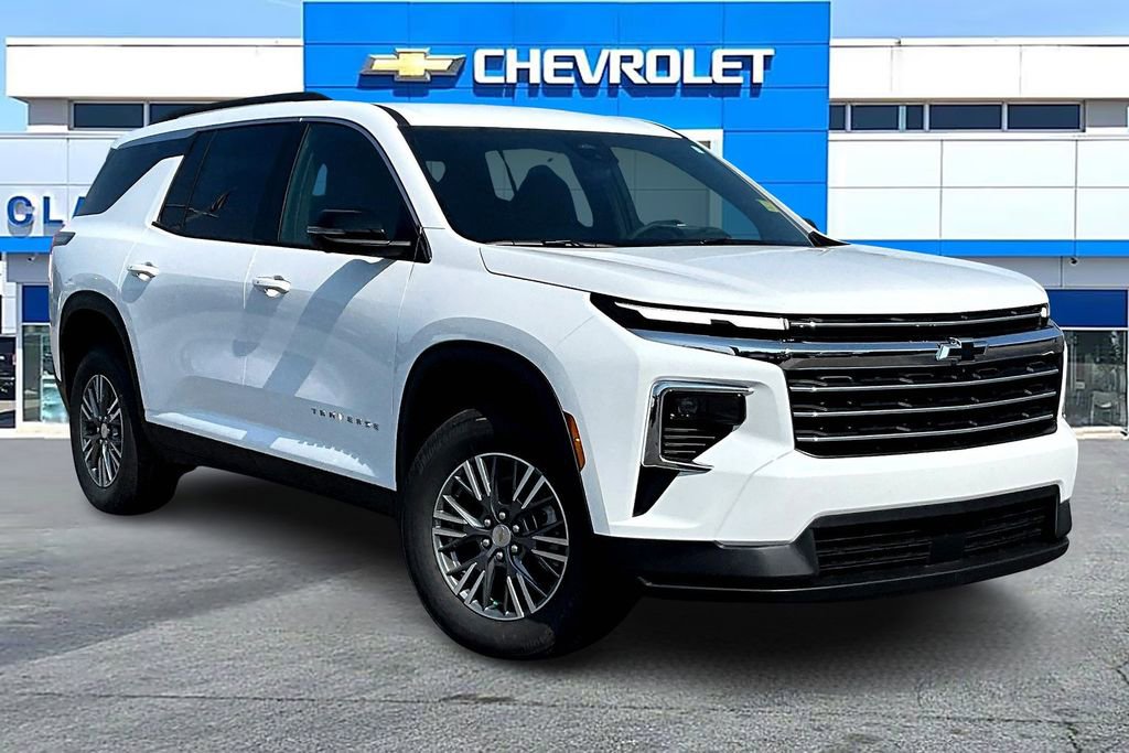 2026 Chevrolet Traverse LT's photo
