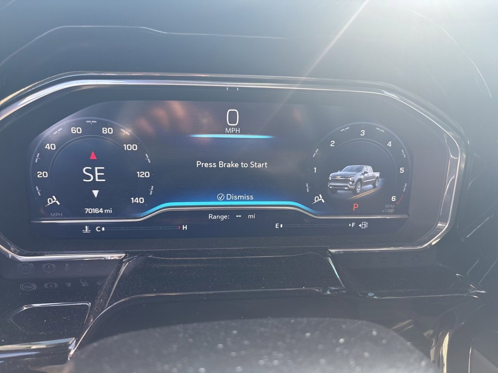 2023 Chevrolet Silverado 1500 LTZ photo 2