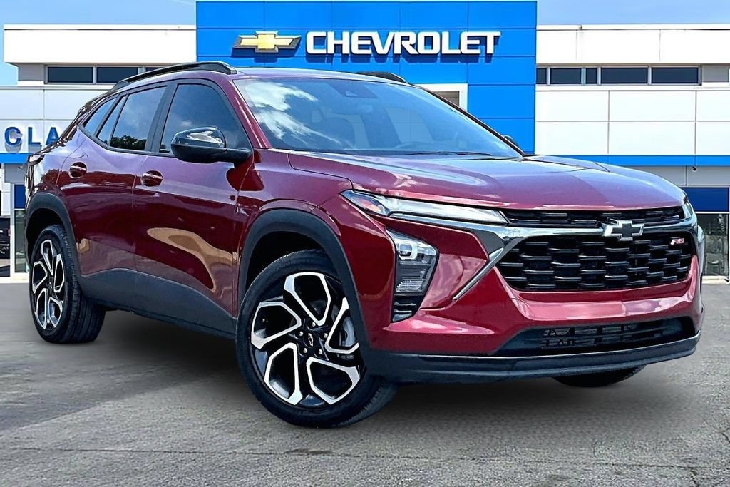 Used 2025 Chevrolet Trax 2RS SUV