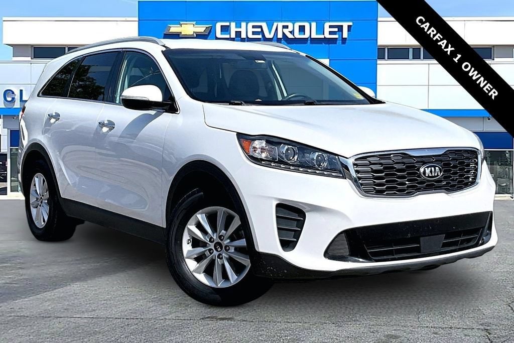 2020 Kia Sorento LX AT's photo
