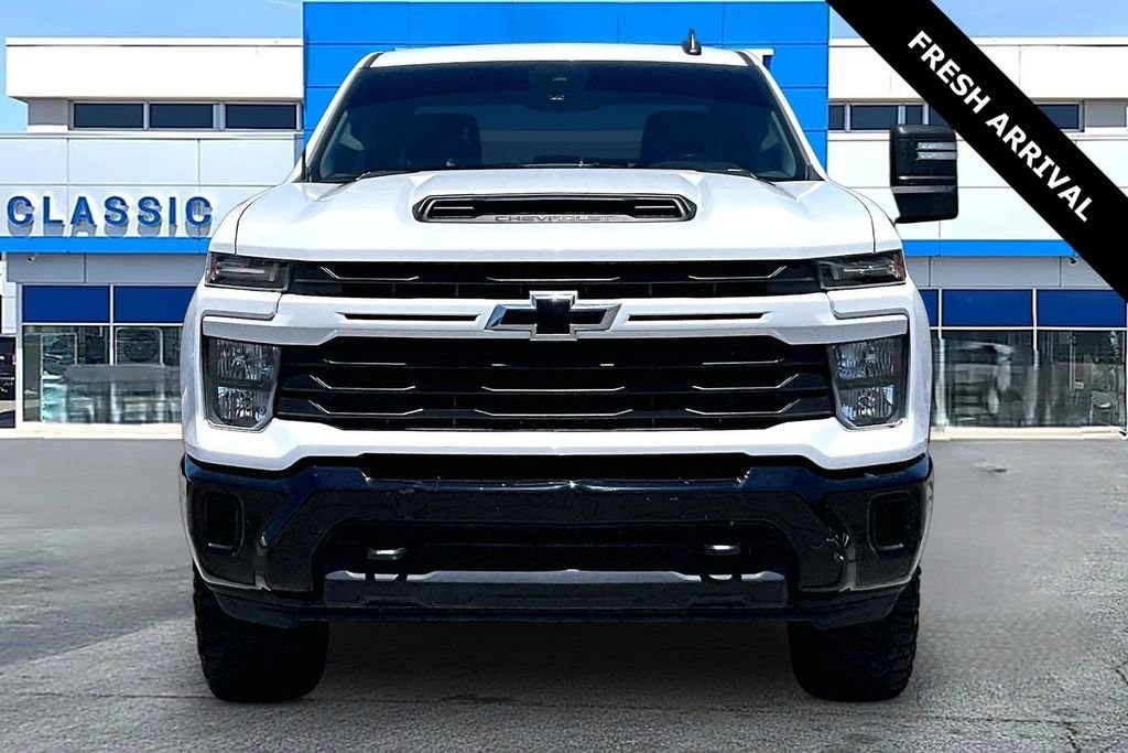 Used 2024 Chevrolet Silverado 2500 HD Custom Truck