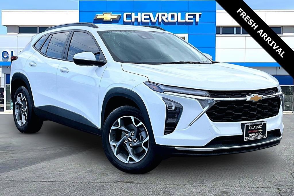 2025 Chevrolet Trax LT's photo