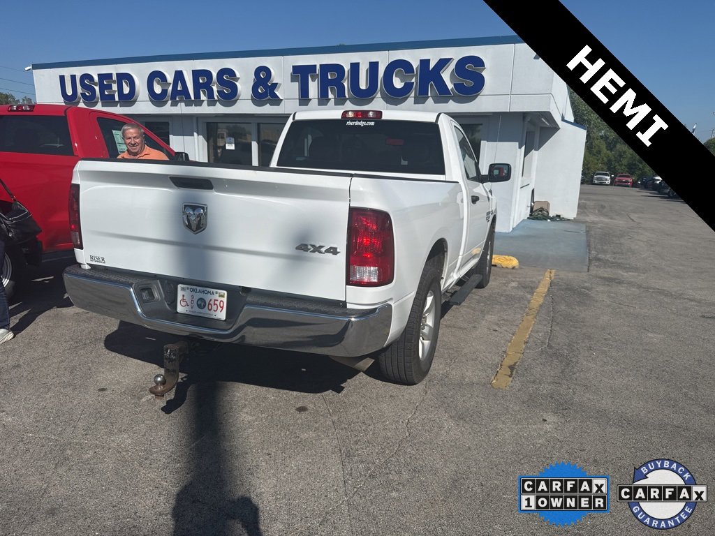 2022 Ram 1500 Classic Tradesman photo 2