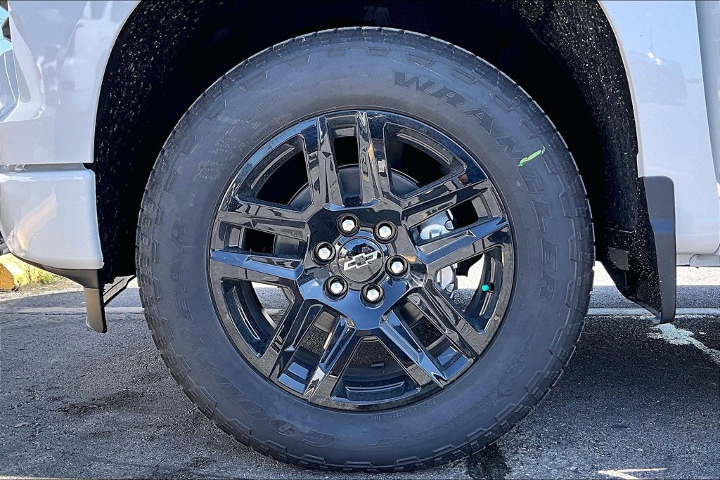 2026 Chevrolet Silverado 1500 Custom - Photo 12