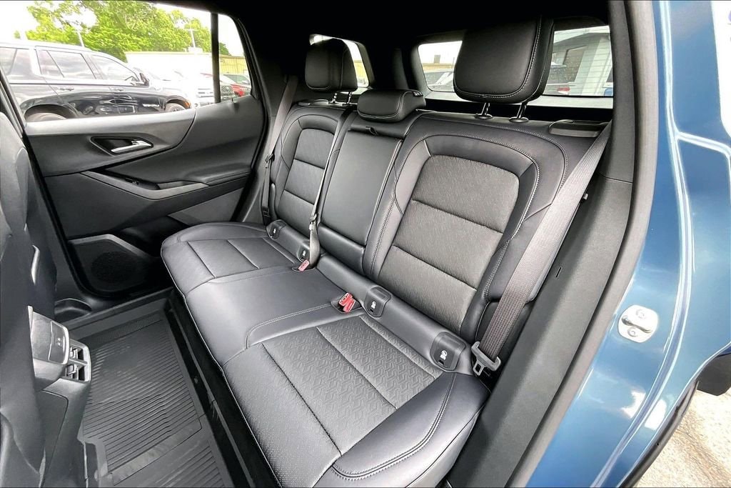 2026 Chevrolet Equinox LT - Photo 10