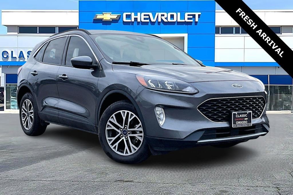 2022 Ford Escape SEL's photo