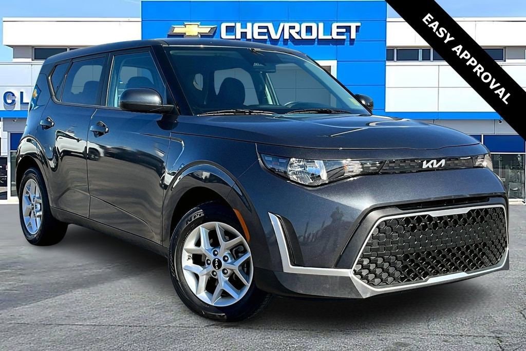 Used 2024 Kia Soul LX