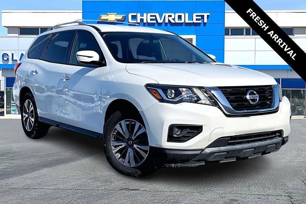 2020 Nissan Pathfinder S
