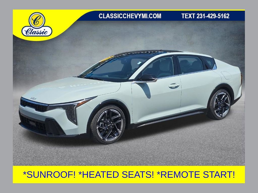 2025 Kia K4 GT-Line AT's photo