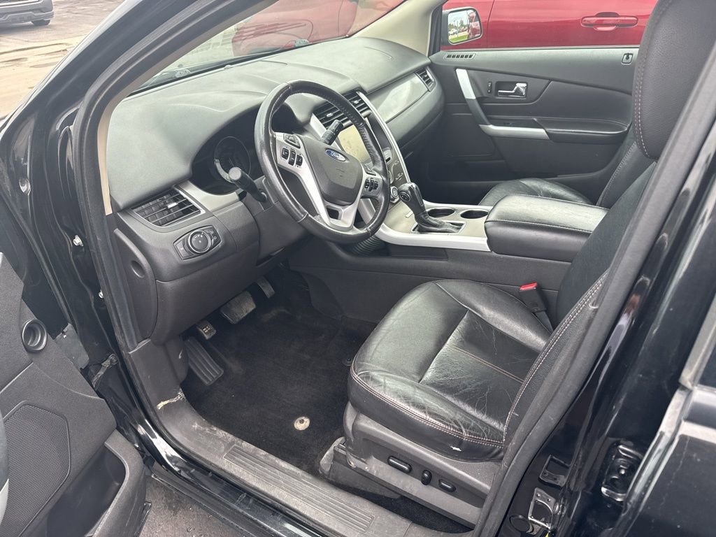 2013 Ford Edge SEL photo 2