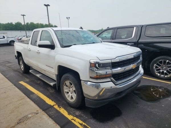 Used 2019 Chevrolet Silverado 1500 LD LT with VIN 2GCVKPEC1K1224039 for sale in Lake City, MI