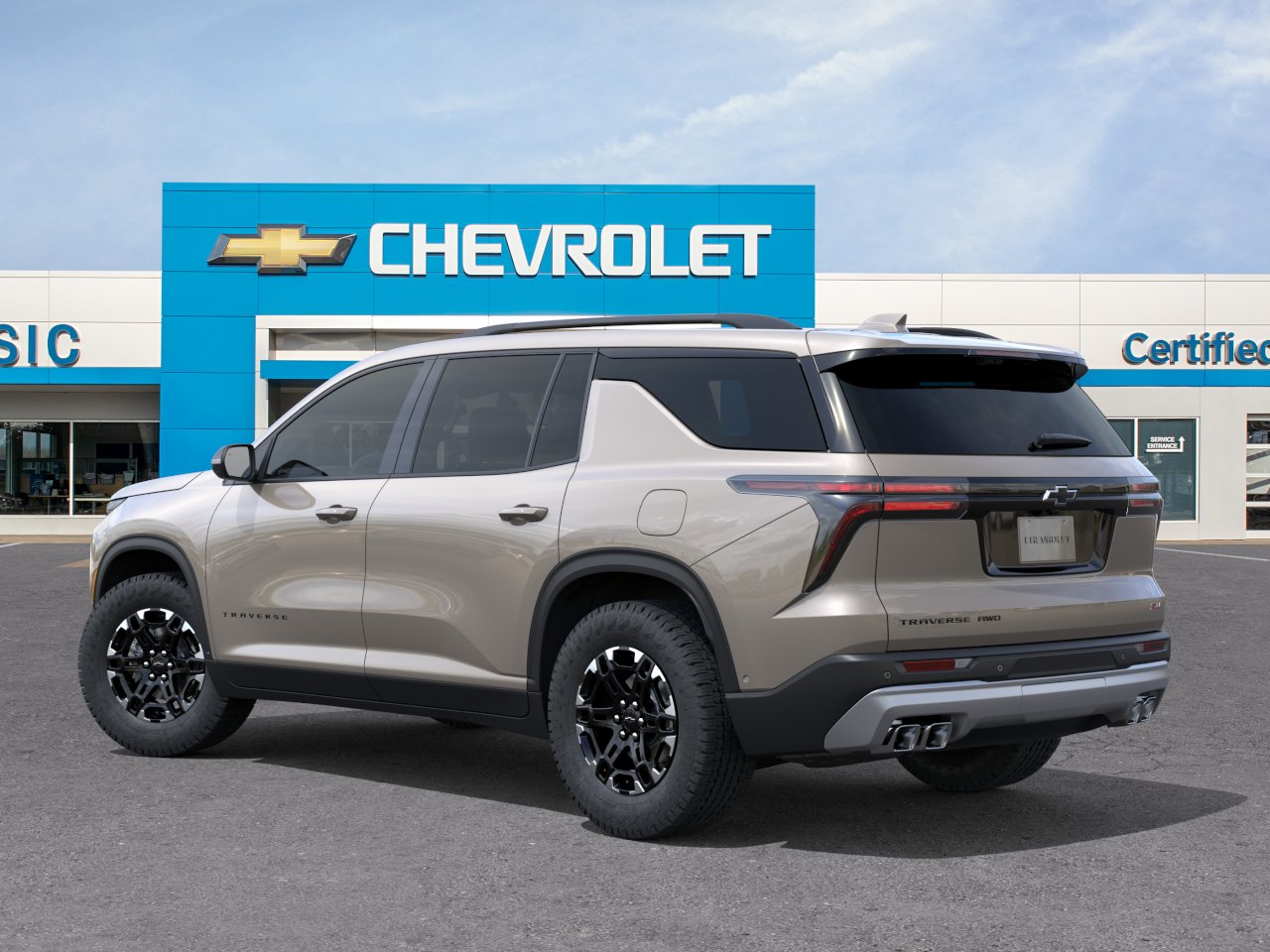 2027 Chevrolet Traverse Z71 - Photo 3