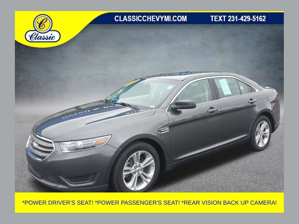 2019 Ford Taurus SE FWD's photo