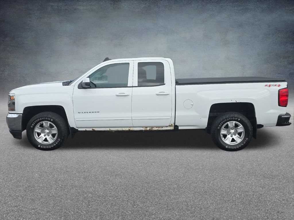 Used 2016 Chevrolet Silverado 1500 LT with VIN 1GCVKREC7GZ169154 for sale in Lake City, MI