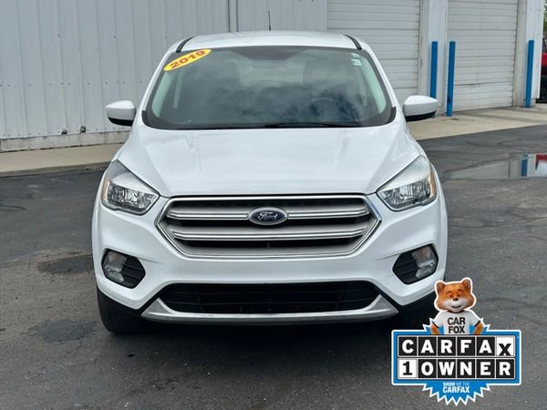 Used 2019 Ford Escape SE with VIN 1FMCU9GD1KUB81700 for sale in Lake City, MI