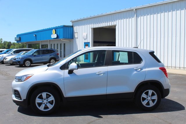 Used 2019 Chevrolet Trax LS with VIN 3GNCJKSB3KL268803 for sale in Lake City, MI