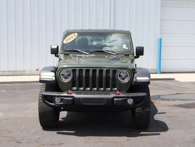 Used 2022 Jeep Gladiator Rubicon with VIN 1C6JJTBG8NL101121 for sale in Lake City, MI