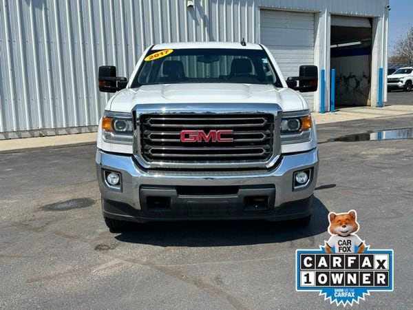 Used 2017 GMC Sierra 2500HD SLE with VIN 1GT22SEG3HZ234161 for sale in Lake City, MI