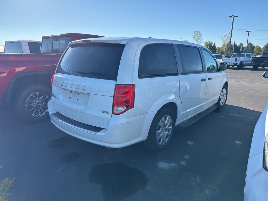 2019 Dodge Grand Caravan SE photo 2