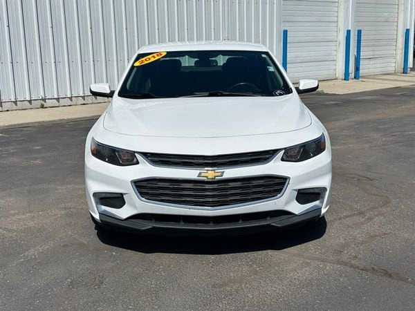 Used 2018 Chevrolet Malibu 1LT with VIN 1G1ZD5ST7JF207167 for sale in Lake City, MI