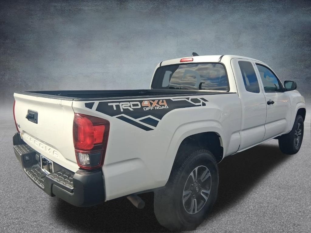 2021 Toyota Tacoma SR - Photo 7