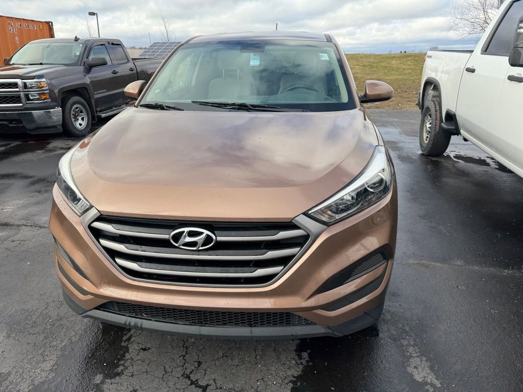 Used 2016 Hyundai Tucson SE with VIN KM8J23A43GU126837 for sale in Lake City, MI