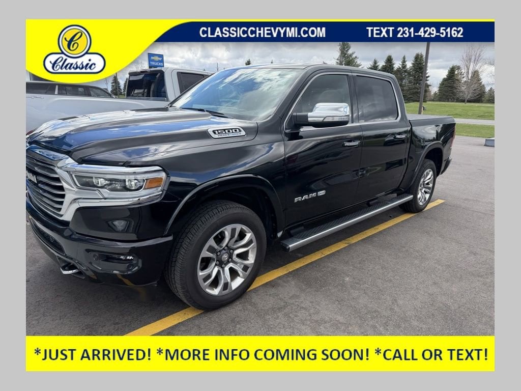 2022 RAM 1500 Longhorn 4x4 Crew Cab 5'7's photo