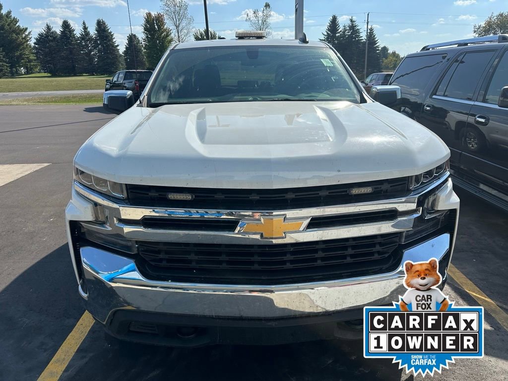 2021 Chevrolet Silverado 1500 LT photo 2