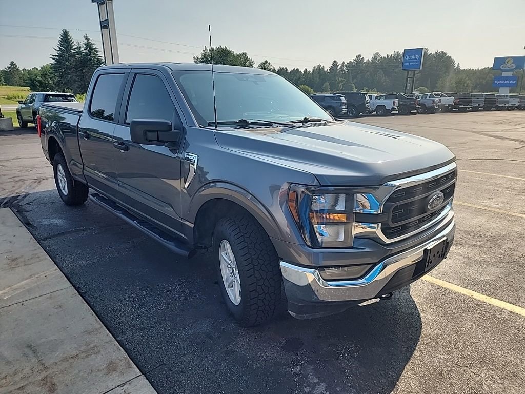 2023 Ford F-150 XLT photo 2