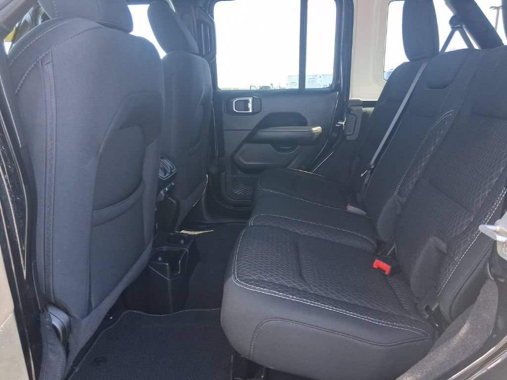 2021 Jeep Wrangler Unlimited Sahara 80th Anniversary - Photo 19