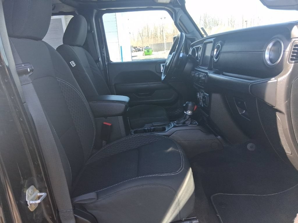 2021 Jeep Wrangler Unlimited Sahara 80th Anniversary - Photo 16