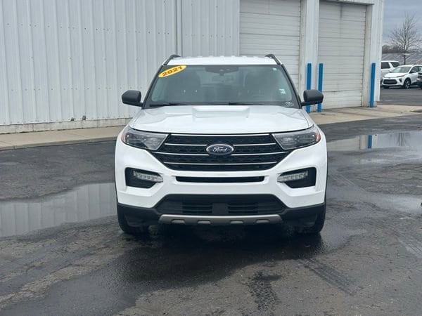 Used 2021 Ford Explorer XLT with VIN 1FMSK8DH6MGC10564 for sale in Lake City, MI