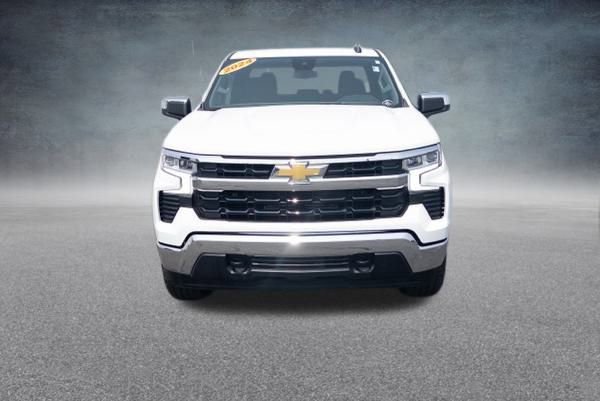 2024 Chevrolet Silverado 1500 LT photo 2
