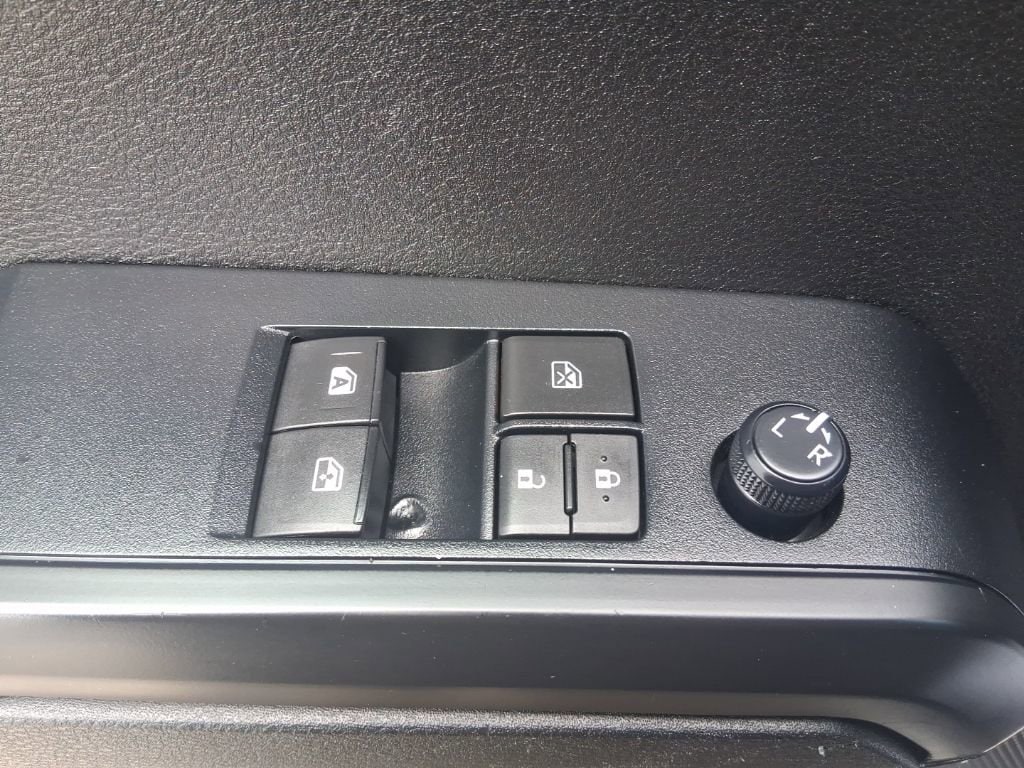 2021 Toyota Tacoma SR - Photo 16