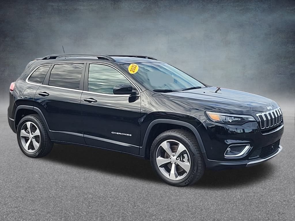 Used 2022 Jeep Cherokee Limited 4x4 SUV