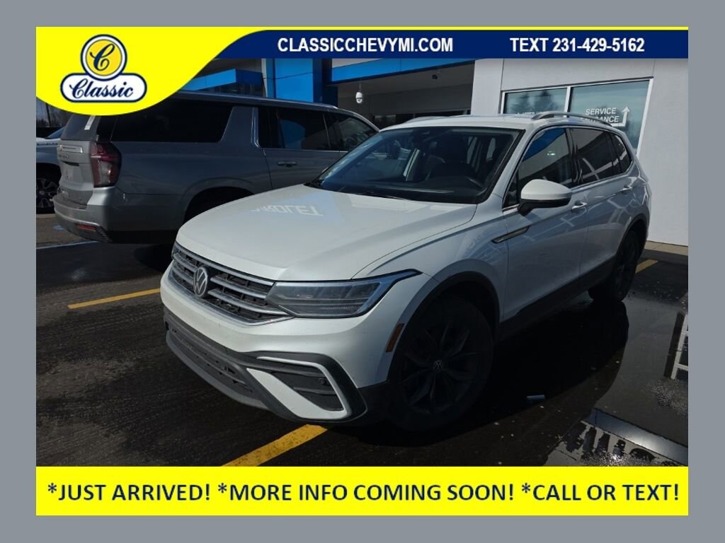 Used 2023 Volkswagen Tiguan SE