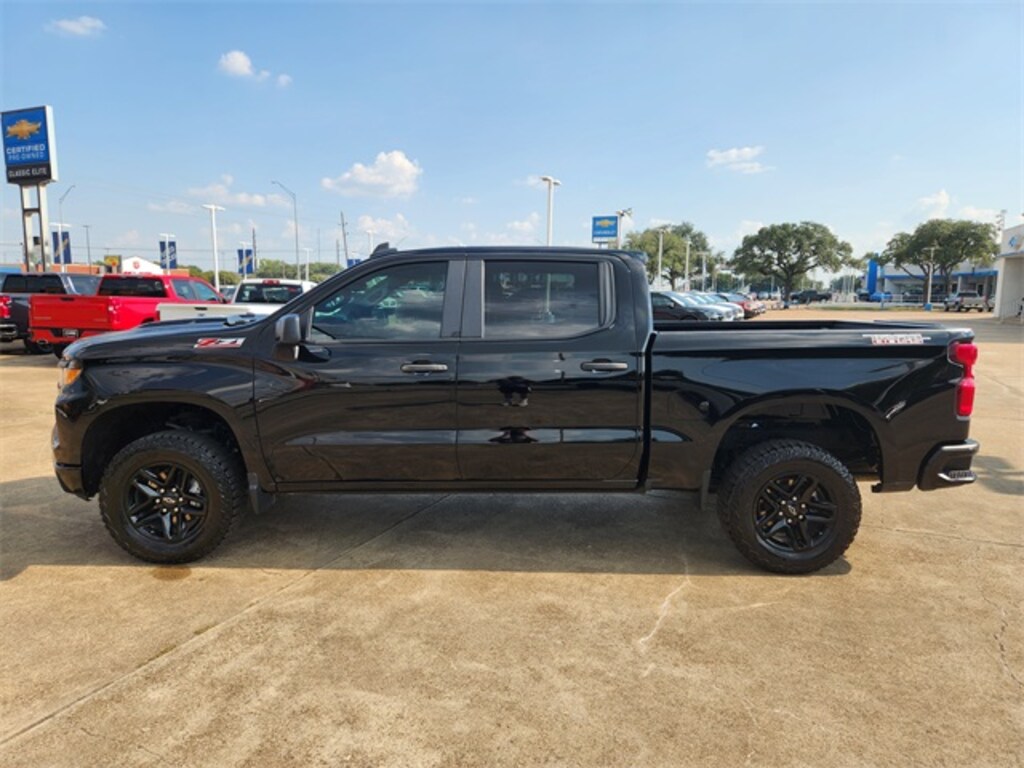 Used 2024 Chevrolet Silverado 1500 Custom Trail Boss Truck Crew Cab