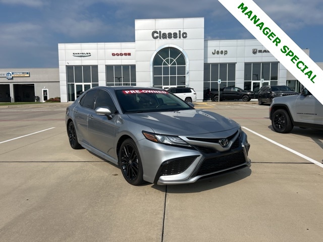 2024 Toyota Camry XSE's photo