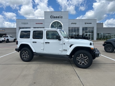 2025 Jeep Wrangler 4-DOOR SAHARA Sport Utility