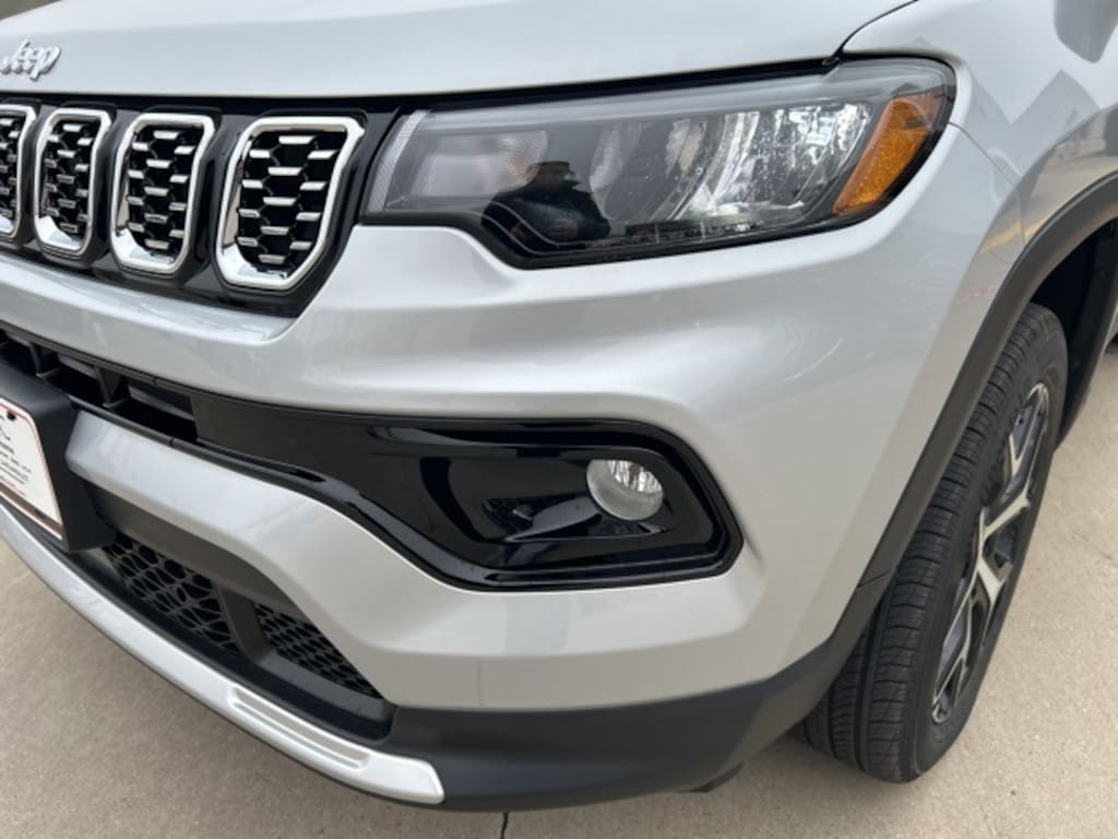 Used 2026 Jeep Compass Limited SUV