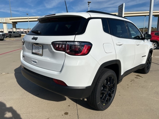 2026 Jeep Compass Altitude - Photo 14
