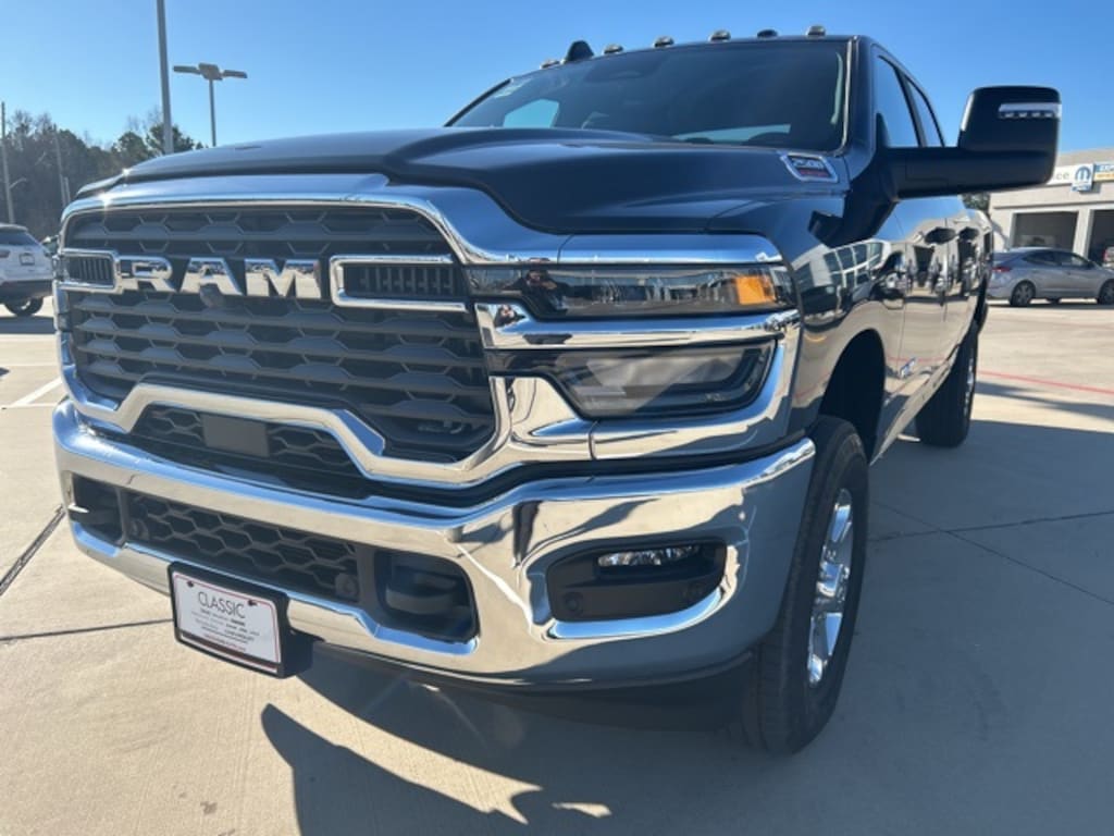 New 2026 Ram 2500 LONE STAR CREW CAB 4X4 6'4 BOX Pickup