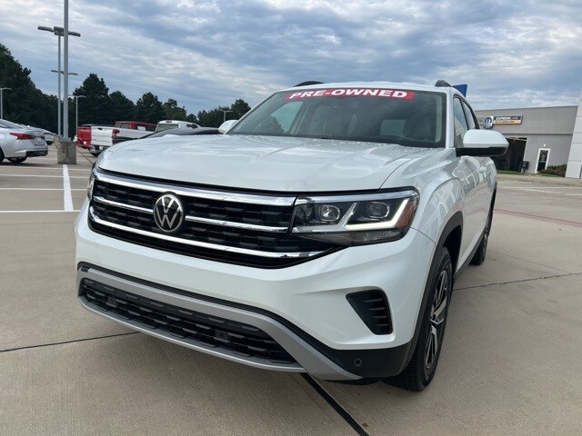 2022 Volkswagen Atlas SE Technology photo 2