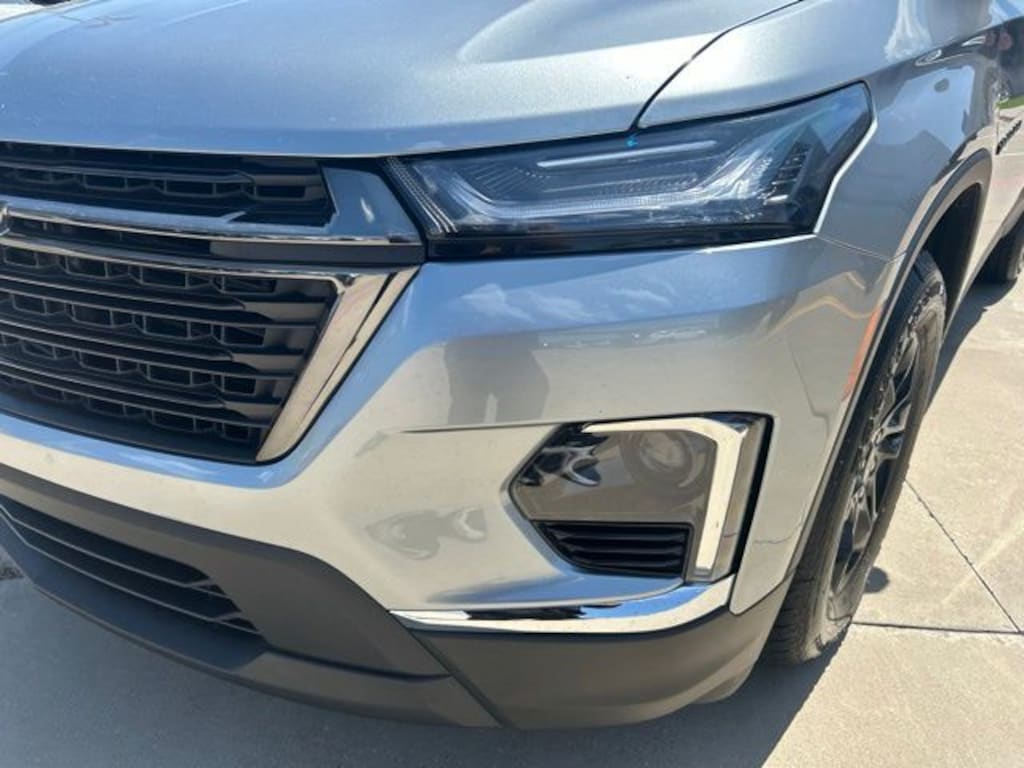 Used 2024 Chevrolet Traverse Limited LT Cloth SUV