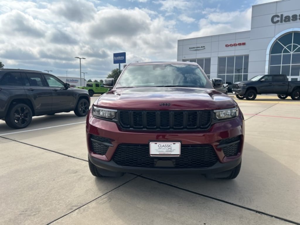 New 2025 Jeep Grand Cherokee ALTITUDE X 4X4 Sport Utility