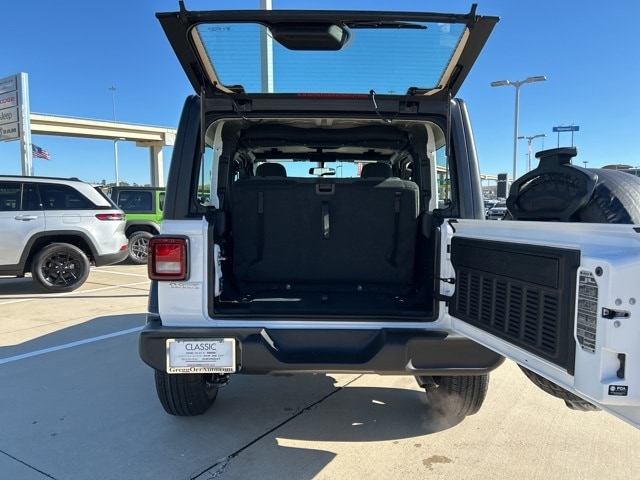 2026 Jeep Wrangler 2-Door Sport - Photo 9