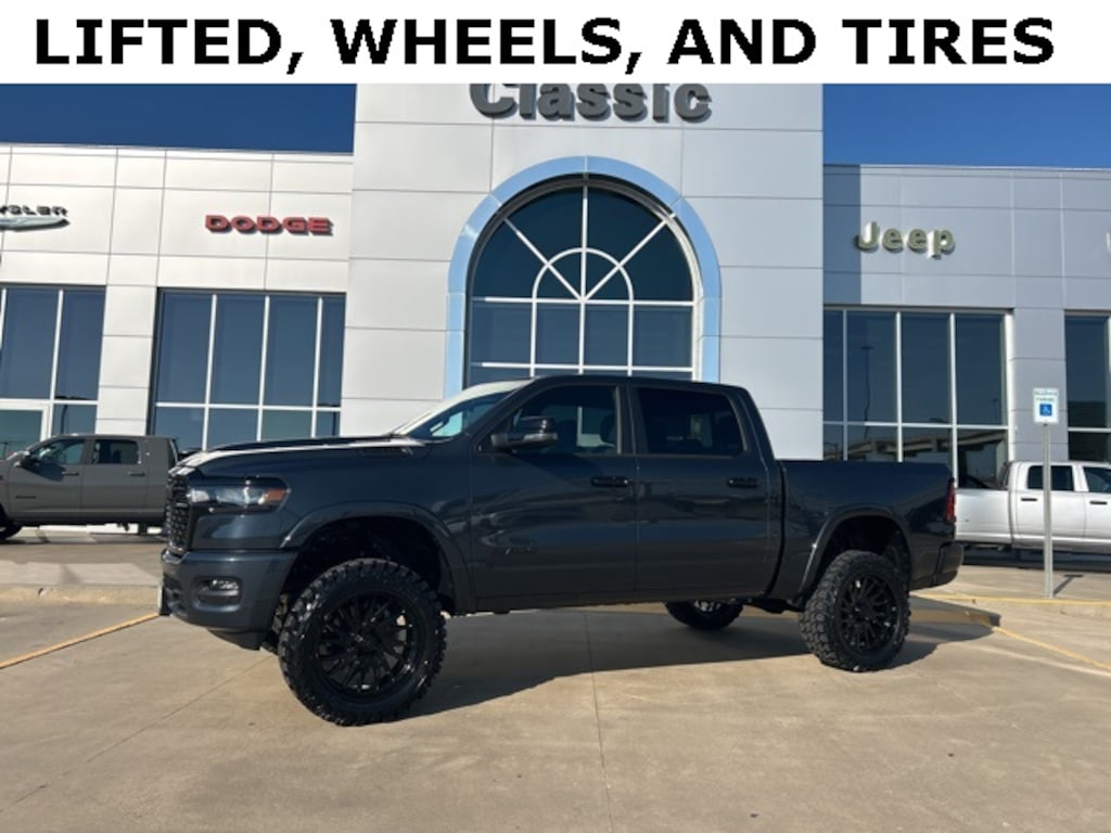 New 2026 Ram 1500 LONE STAR CREW CAB 4X4 5'7 BOX Pickup