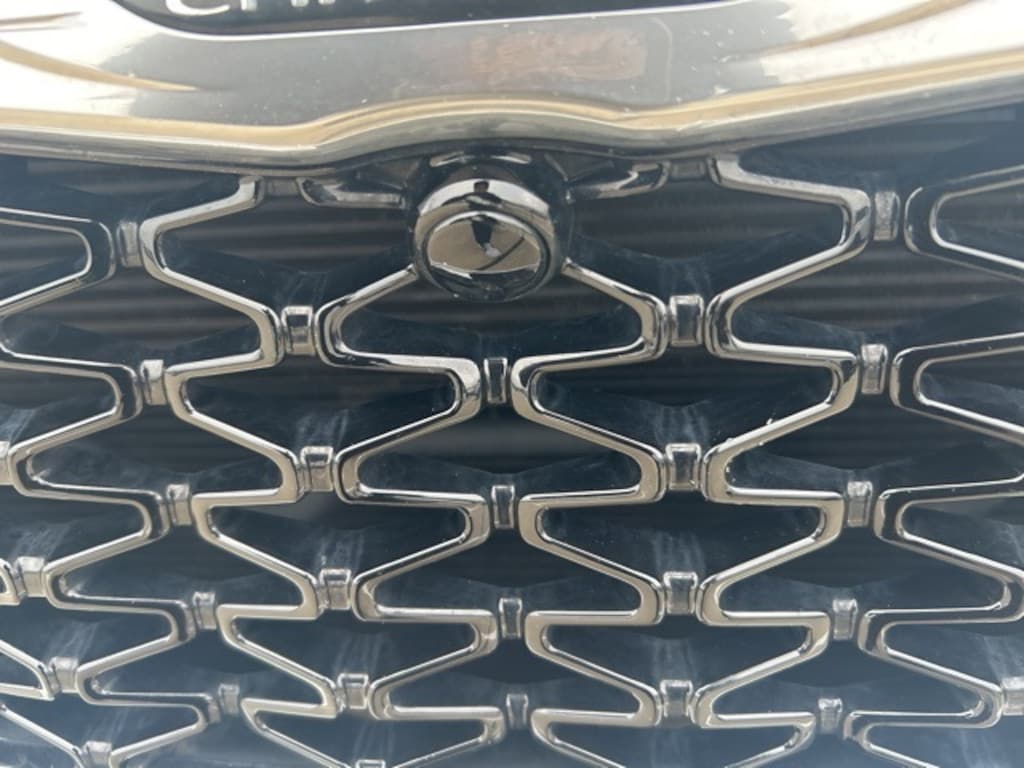 Used 2024 Chrysler Pacifica Touring L Van Passenger Van