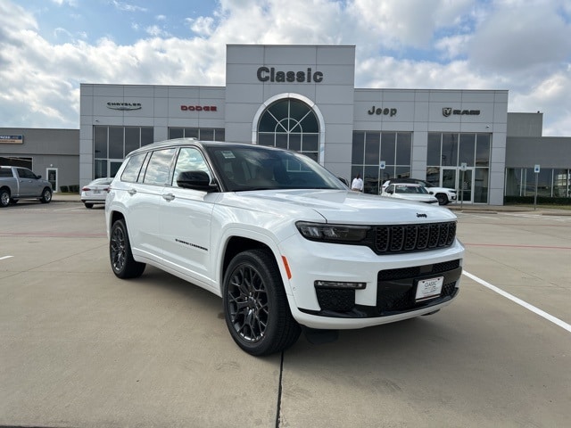 2025 Jeep Grand Cherokee L Summit Reserve's photo