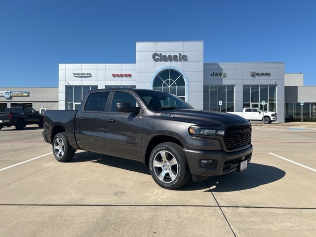 2026 RAM 1500 Express Crew Cab 5'7's photo
